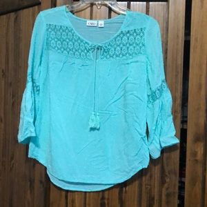 Women’s blouse